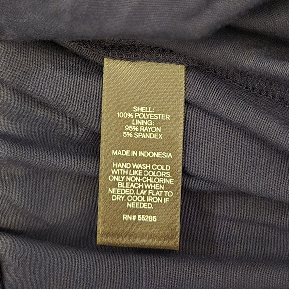 Express Shortsleeve Midi Dress Cinched Waist Black With Floral Design Size S NWT - Picture 13 of 15